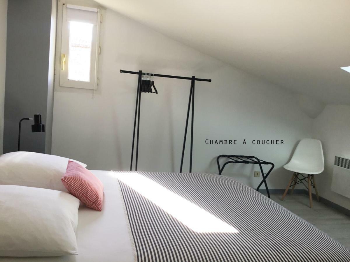 Charming Duplex With Terrace Historical City Center Arles Exteriör bild